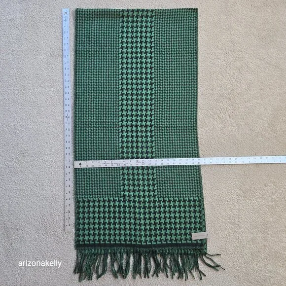 NWT Adrienne Vittadini Wool Cashmere Green Houndstooth Fringe Scarf - Picture 9 of 9